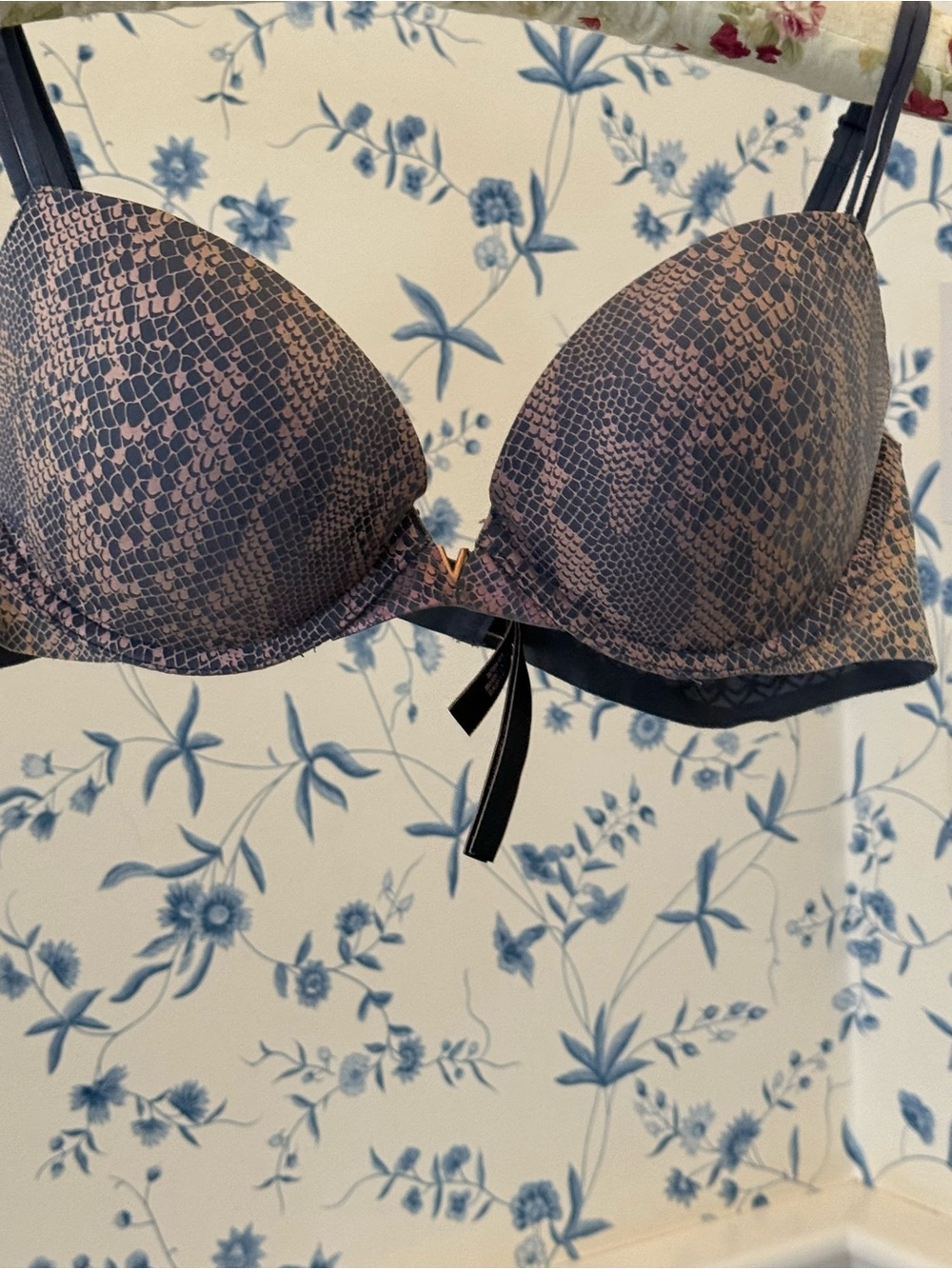 Victoria's Secret Snakeskin Push-Up Bra 36B